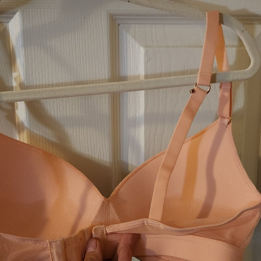 Bra - Picture 3 of 4